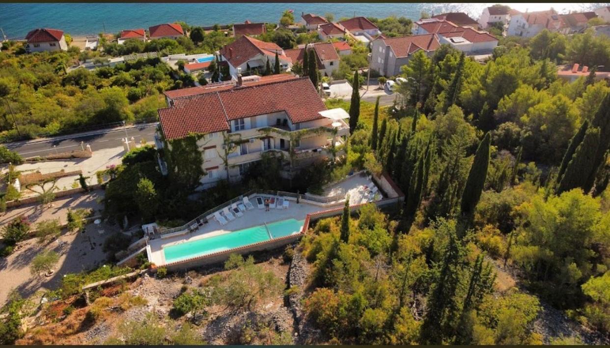 Villa Dinastija Кали Экстерьер фото