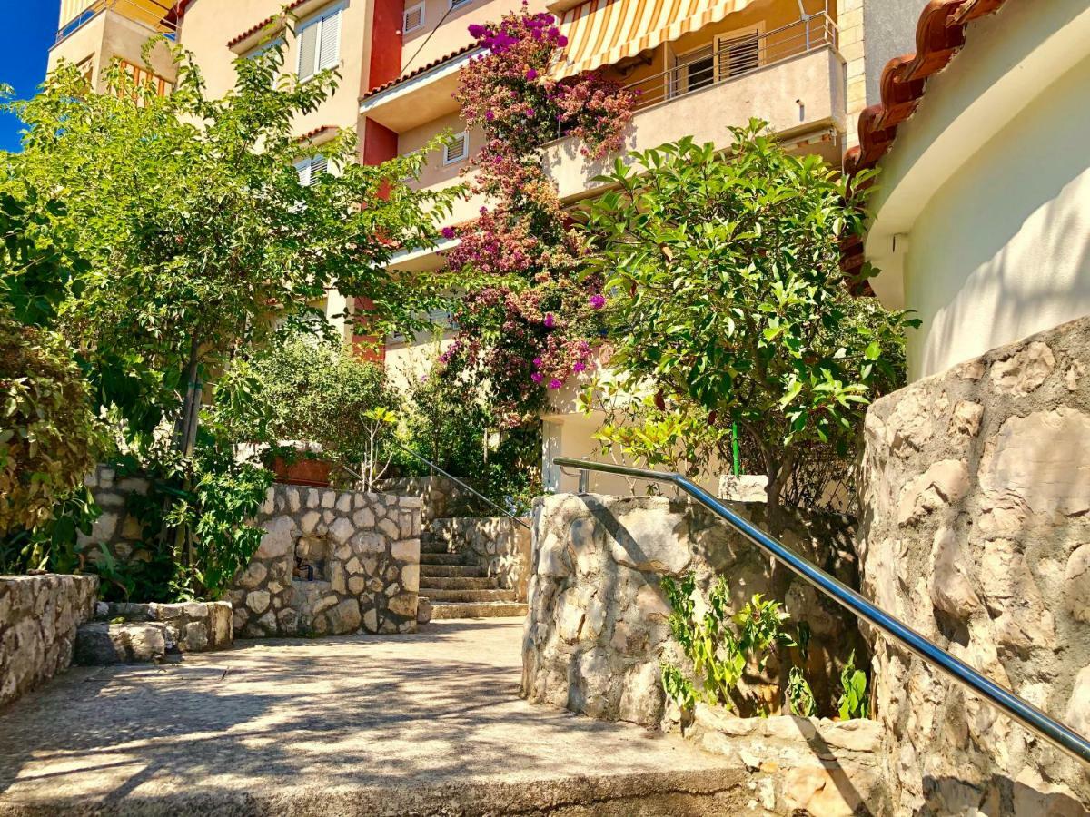Villa Dinastija Кали Экстерьер фото