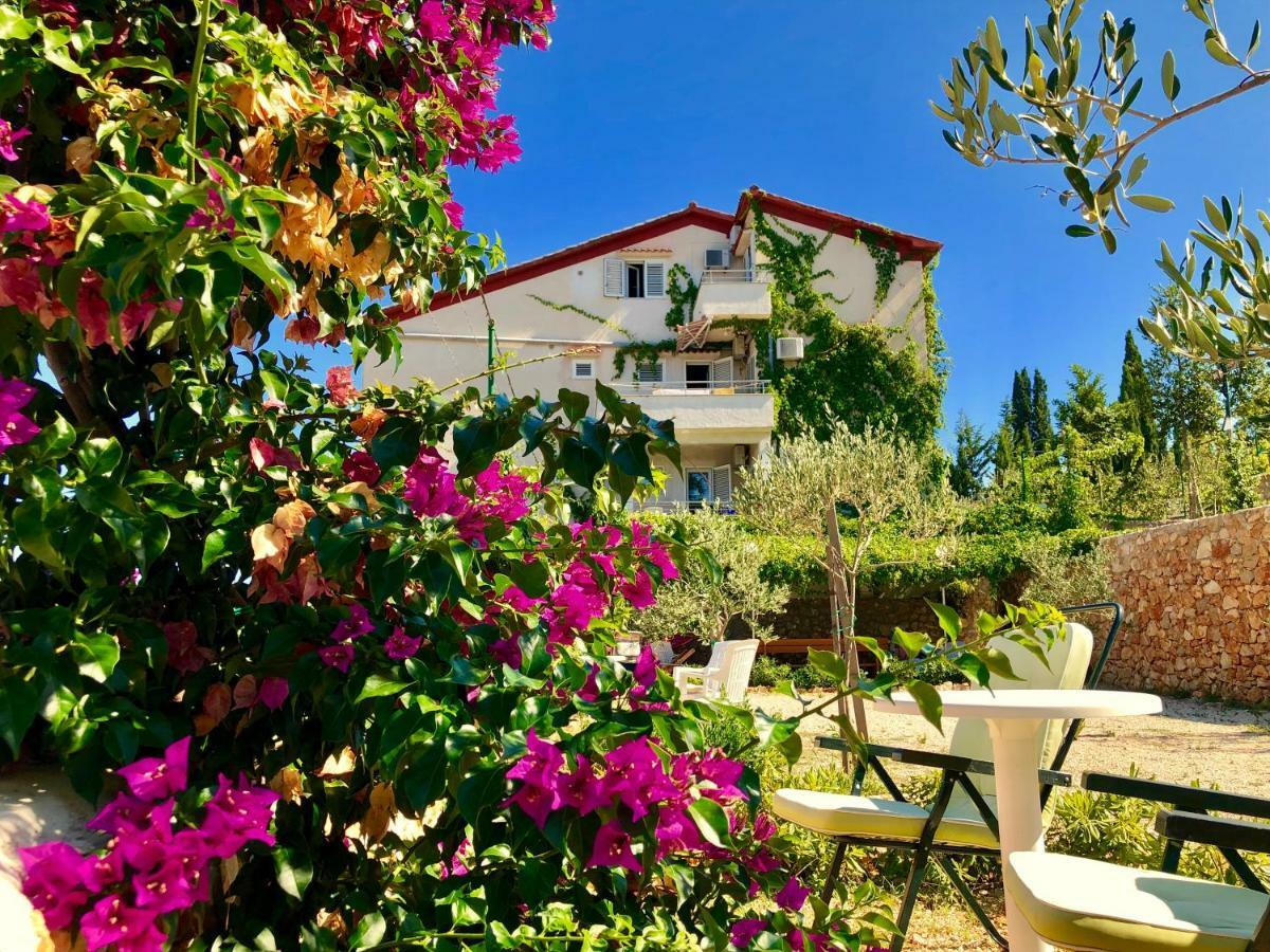 Villa Dinastija Кали Экстерьер фото